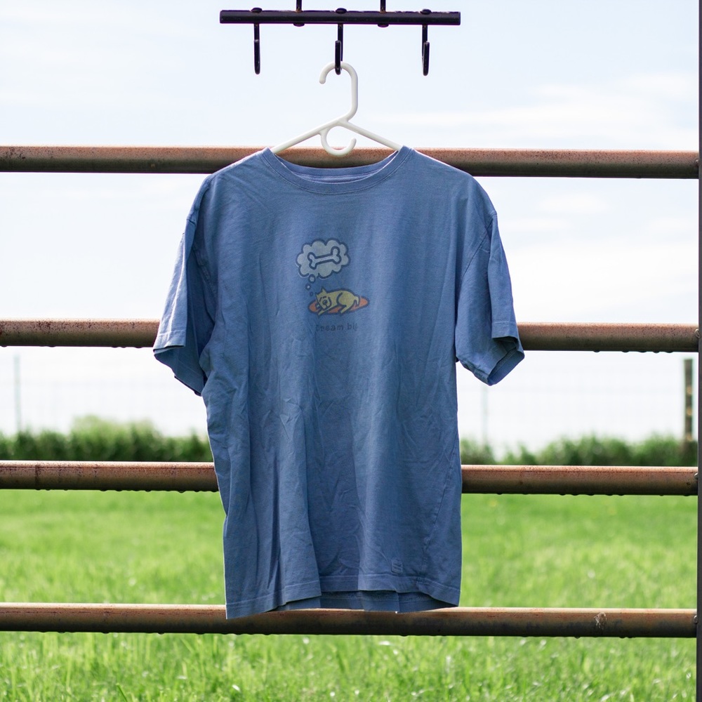 Life is Good Blue Dog Dreaming Tee